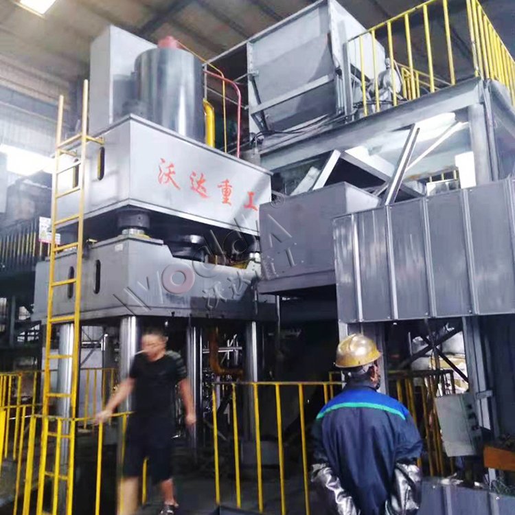 1000吨石墨坩埚成型液压机;山东沃达重工推荐坩埚液压机生产线